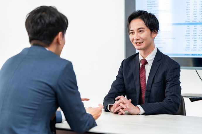 構想から定着まで伴走し、
顧客体験を刷新
